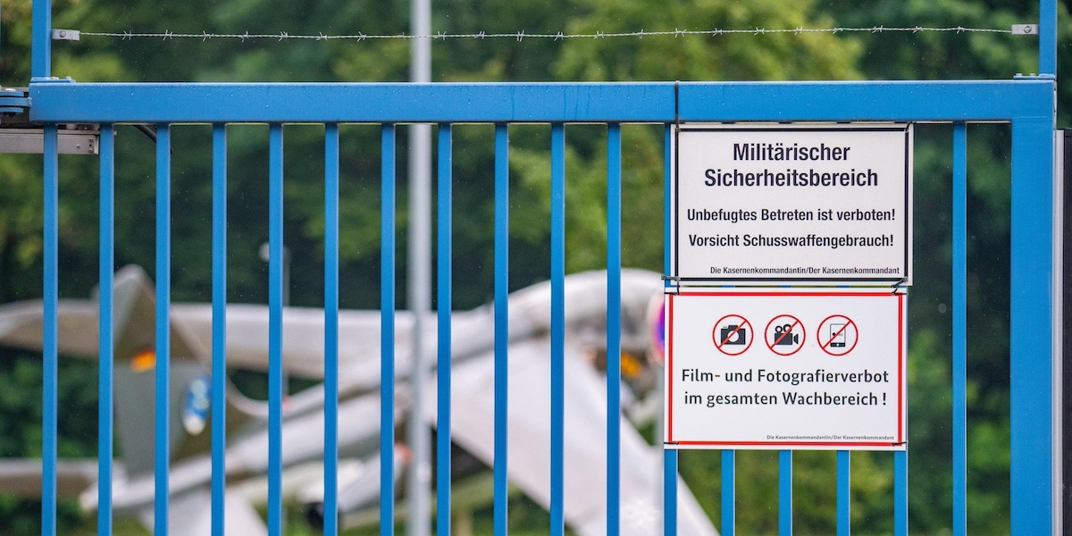 Sabotaggio in Germania: base militare di Colonia chiusa per contaminazione dell’acqua